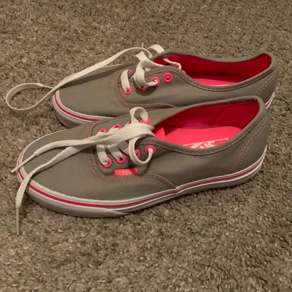 Women’s Gray and Pink Vans